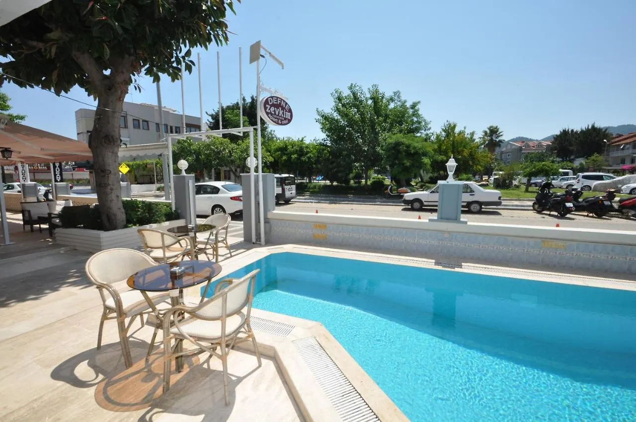 Defne & Zevkim Hotel Marmaris 2*,  Turcia